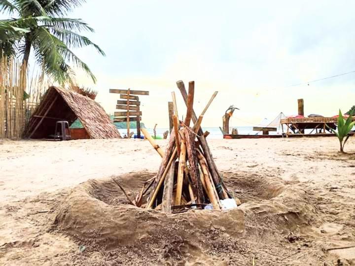 Bucana Kamp Payapa Beachfront El Nido Exterior foto